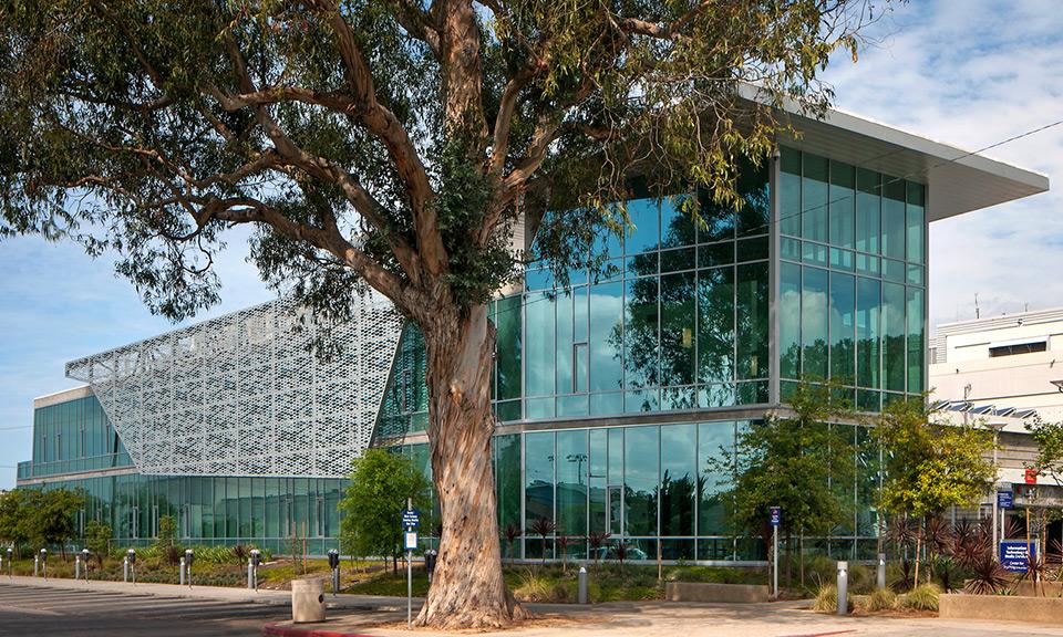 Santa Monica College Media Center and IT Building | www.huitt-zollars.com